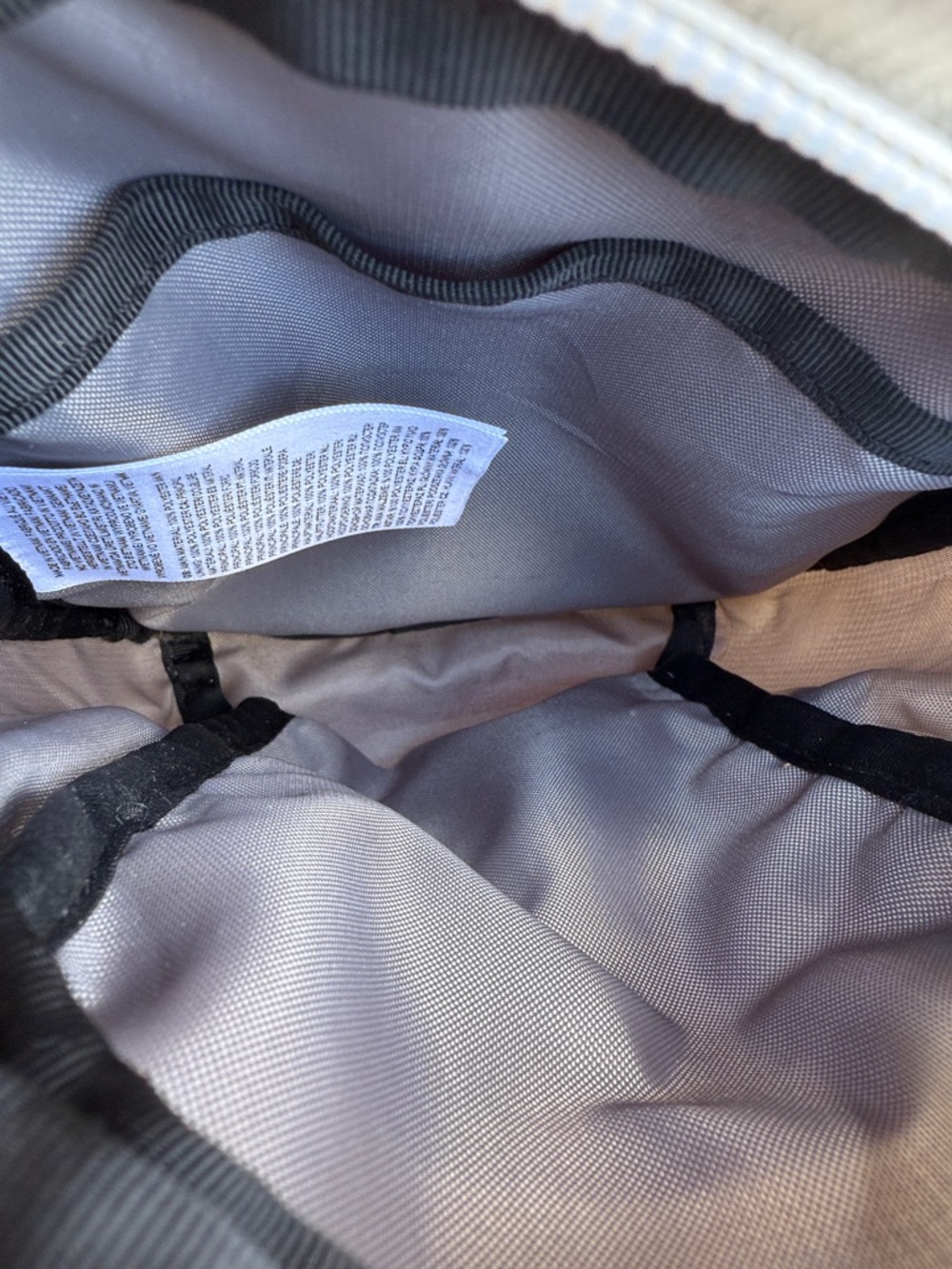 The North Face Off White Jester Mini Messenger Crossbody Shoulder Bag - Picture 3 of 6